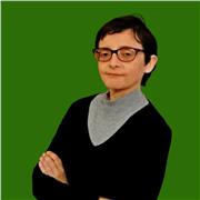 Laureata offre lezioni di italiano e storia fino alla terza superiore. Esperta anche in lezioni per stranieri